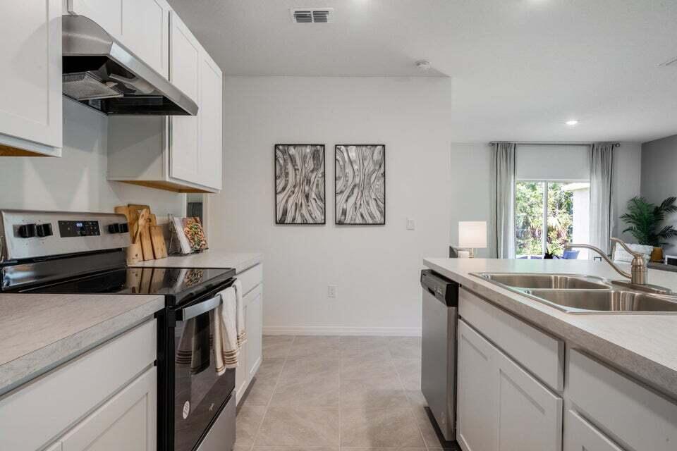 12356 Rimini Way Port St. Lucie, FL 34987 - Photo 10 of 31 ROBIE MODEL 8