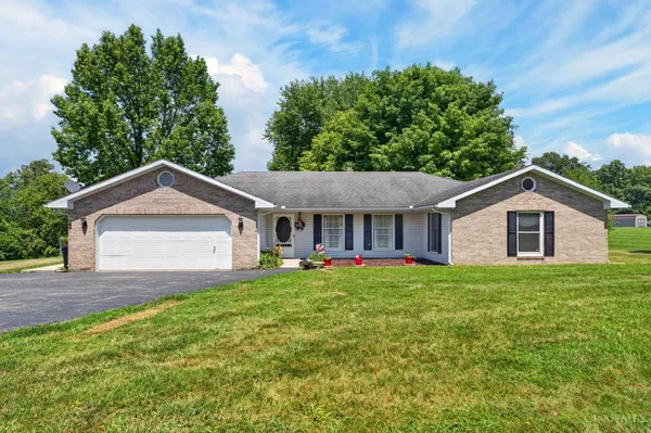 $390,000 | 8160 North N Street, Hillsboro, OH 45133