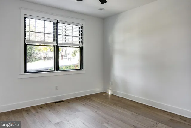 $6,000 | 20 East Redman Avenue, Unit B, Haddonfield, NJ 08033