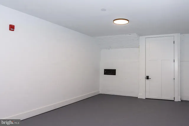 $6,000 | 20 East Redman Avenue, Unit B, Haddonfield, NJ 08033