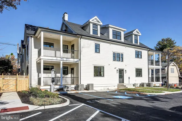 $6,000 | 20 East Redman Avenue, Unit B, Haddonfield, NJ 08033