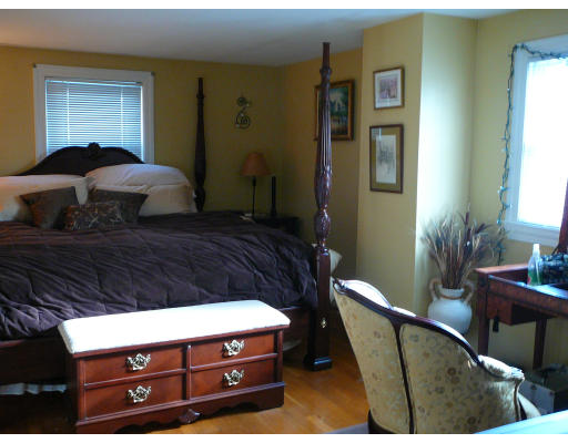 70 Glenellen Road Boston, MA 02132 - Photo 6 of 10 Gallery Image 6