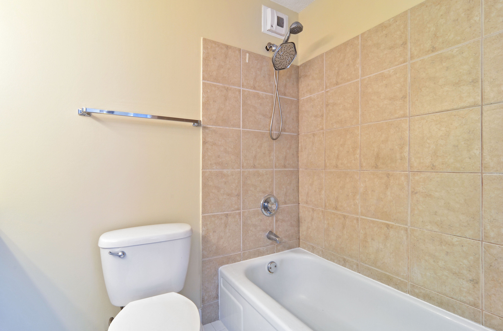 405 North Wabash Avenue, Unit 901 Chicago, IL 60611 - Photo 8 of 21 a bathroom with a toilet and shower