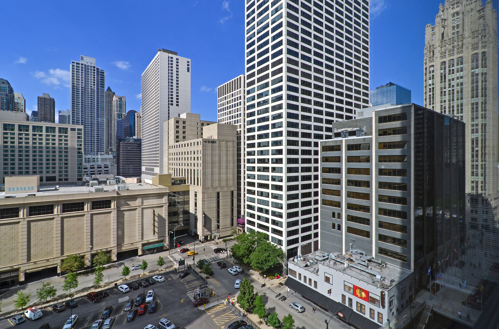 405 North Wabash Avenue, Unit 901 Chicago, IL 60611 - Photo 10 of 21 a buildings view