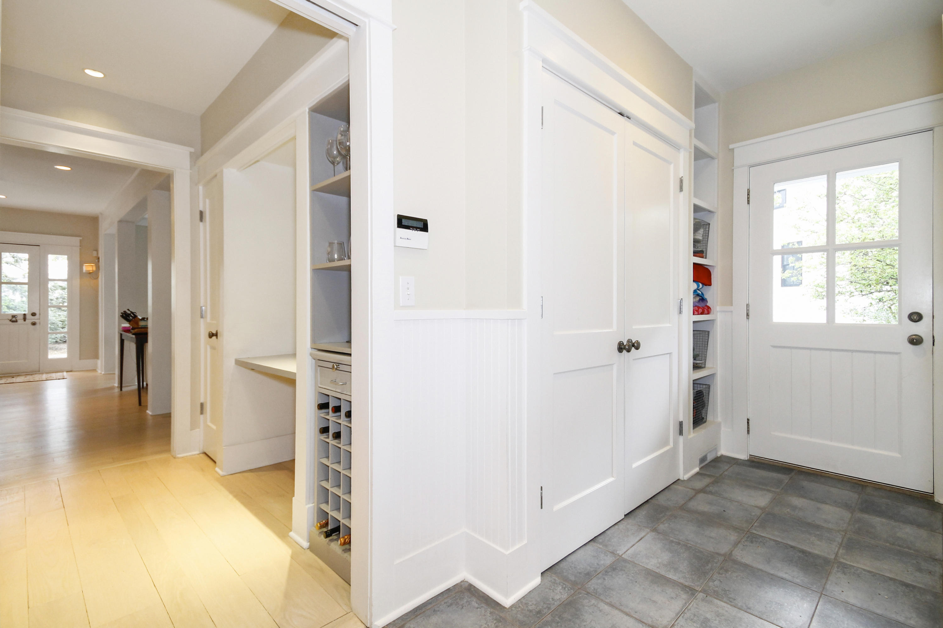 2 Rowayton Avenue Rowayton, CT 06853 - Photo 22 of 43 a view of a livingroom with wooden floor