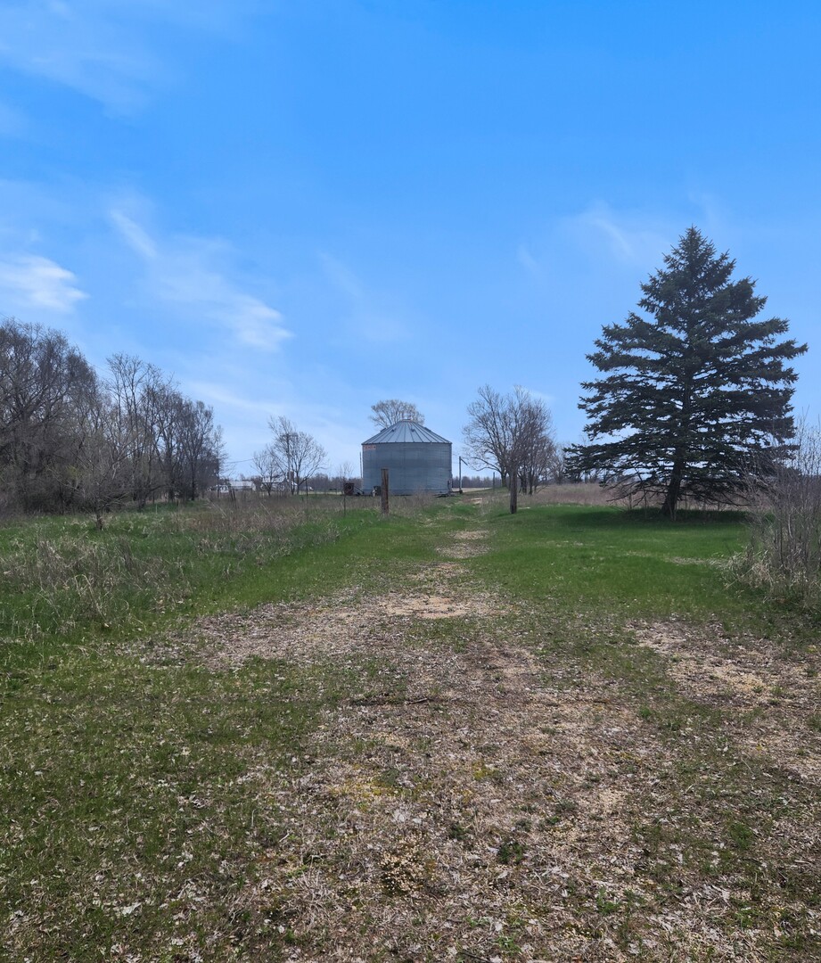 7806 Wilmot Road Erie, IL 61250 - Photo 9 of 12 Gallery Image 9
