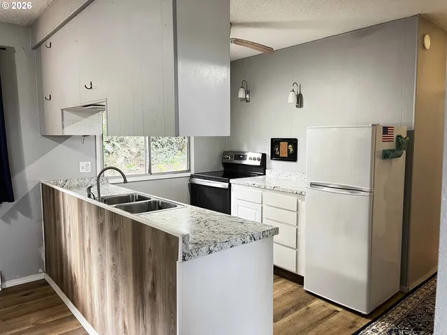 $359,000 | 83871 Highway 101, Florence, OR 97439