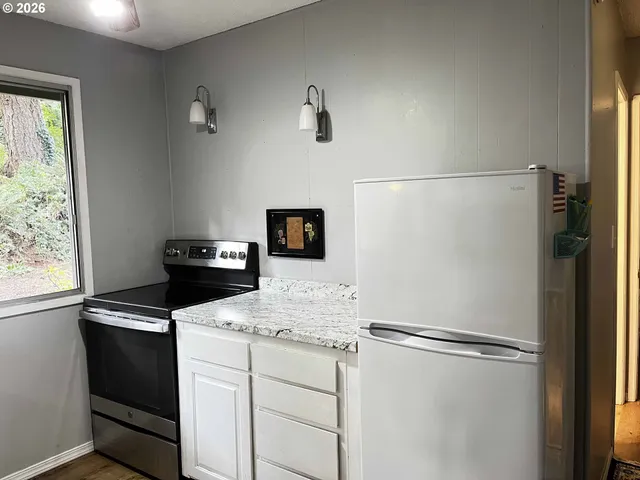 $359,000 | 83871 Highway 101, Florence, OR 97439