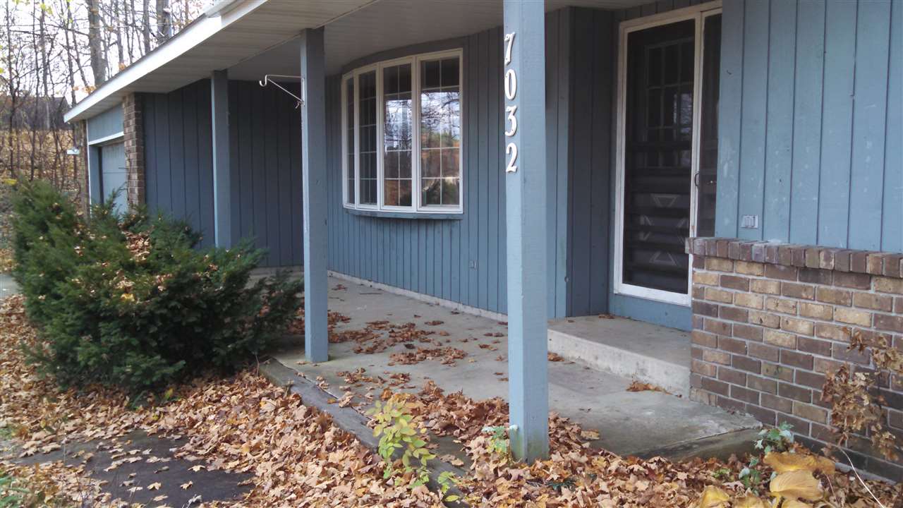 7032 East Lincoln Road Cedar, MI 49621 - Photo 3 of 28 1809496-2.JPG