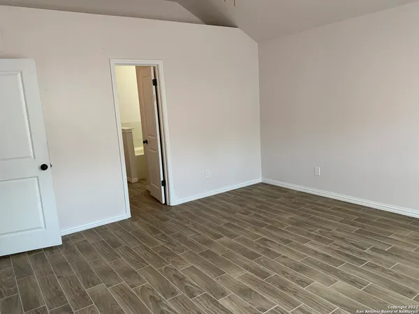 $1,900 | 8631 Quail Whisper, San Antonio, TX 78250
