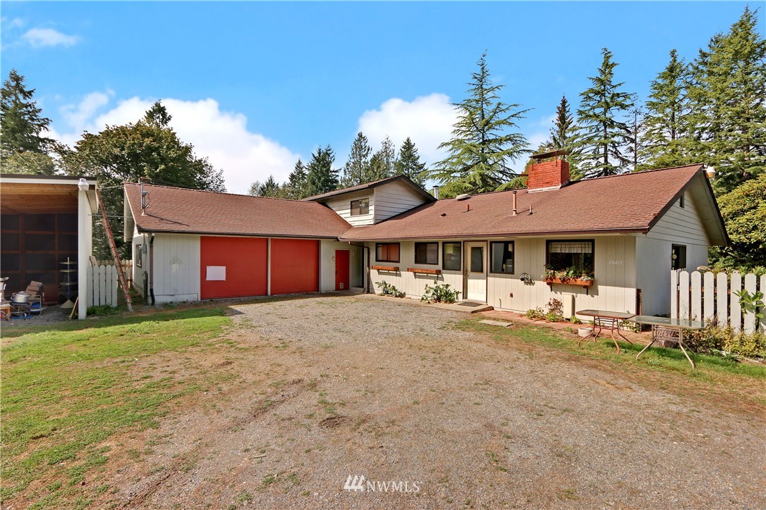 19421 Southeast 174th Street Renton, WA 98058 - Photo 1 of 18 Gallery Image 1