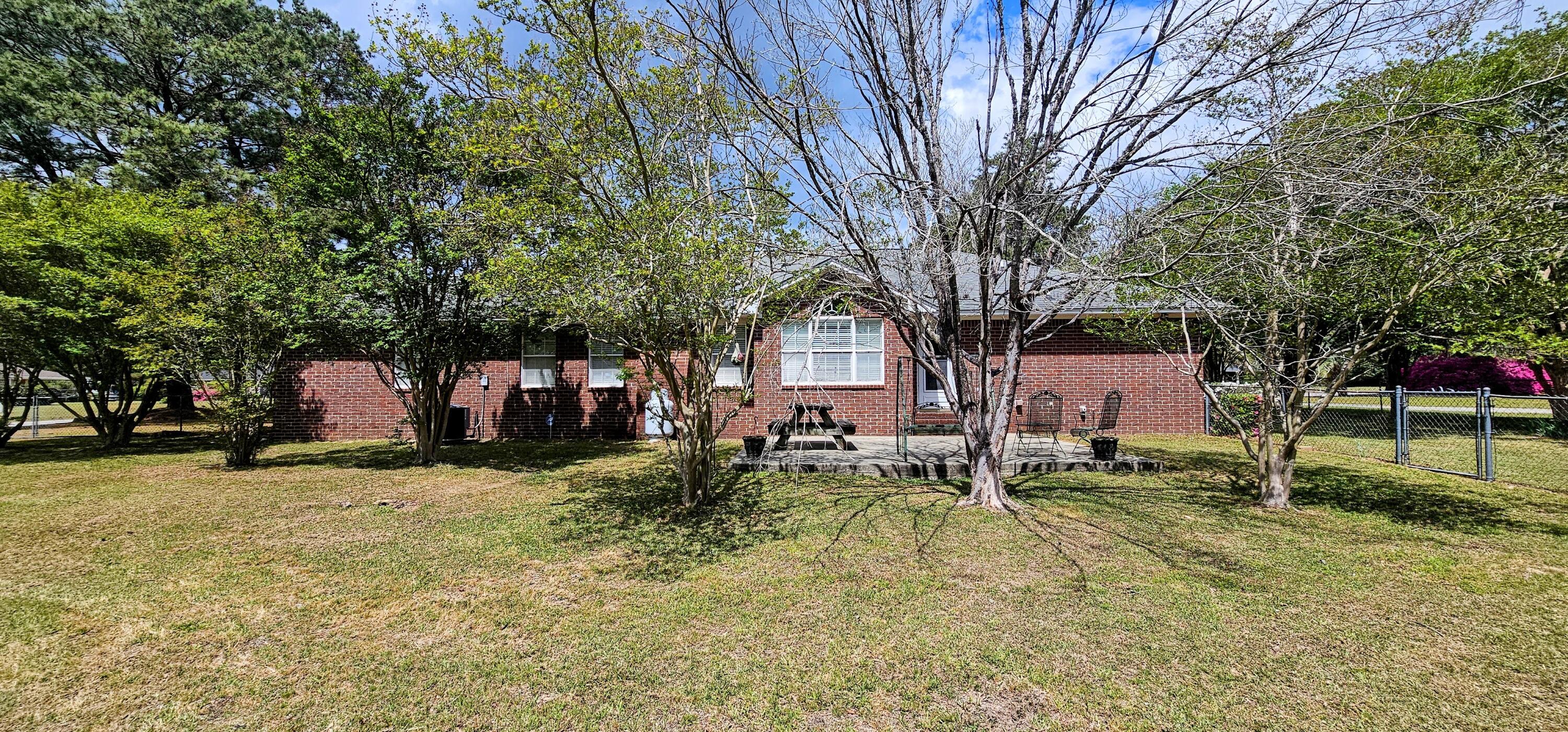 416 Briarcliff Street Manning, SC 29102 - Photo 8 of 50