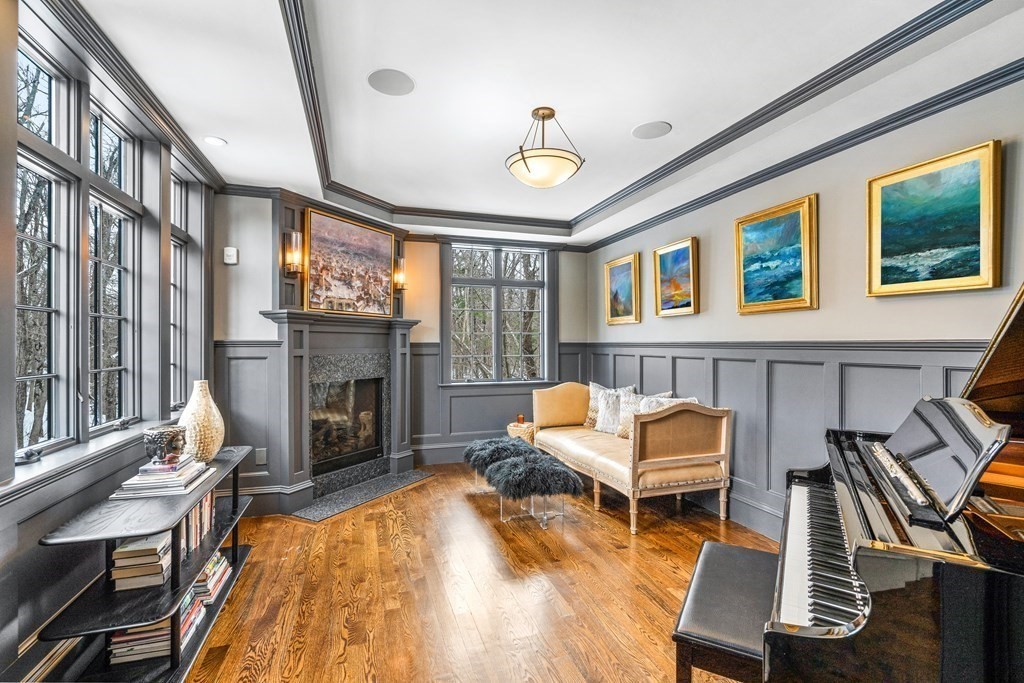 314 Glen Road Weston, MA 02493 - Photo 7 of 38