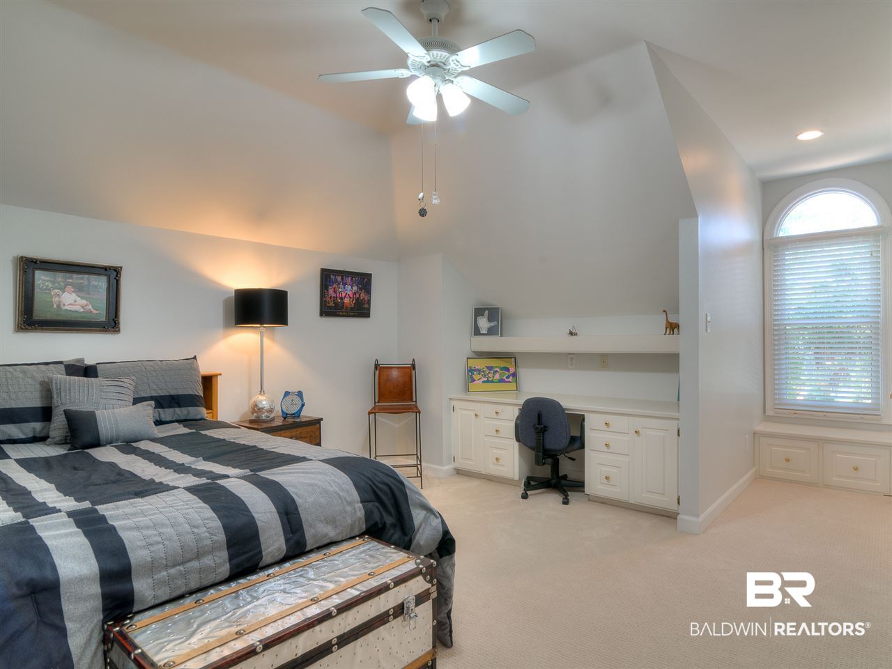 107 Pinetop Circle West Fairhope, AL 36532 - Photo 22 of 32 Guest Bedroom Upstairs