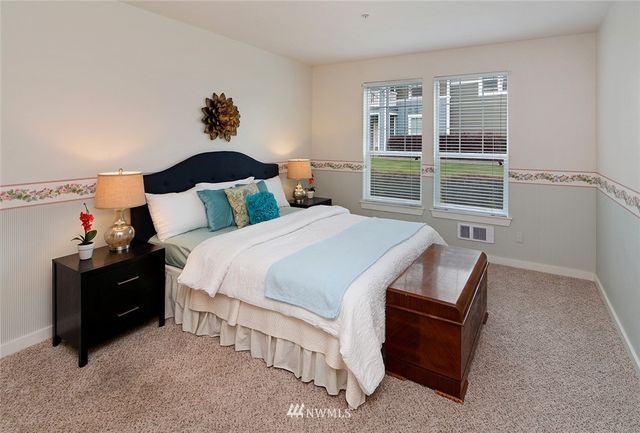 $380,000 | 10619 221st Lane Northeast, Unit 101, Redmond, WA 98053