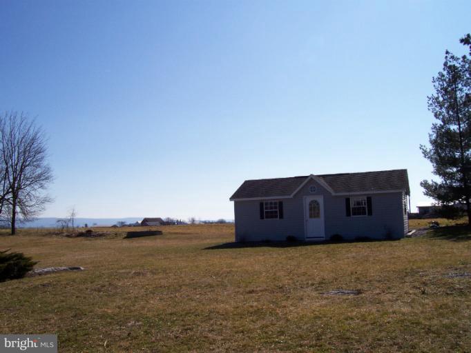 1410 State Line Road Waynesboro, PA 17268 - Photo 10 of 30 Exterior (General)