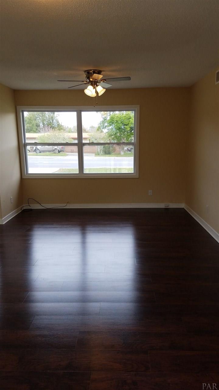 2971 Creighton Road Pensacola, FL 32504 - Photo 4 of 23 Gallery Image 4