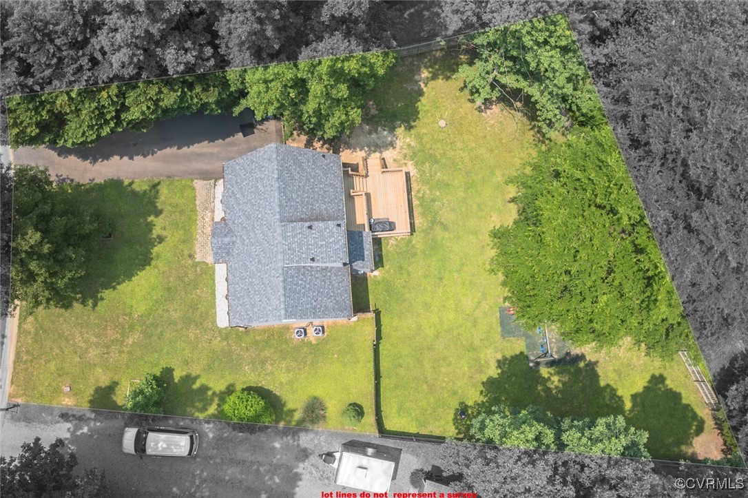 7313 Key Deer Circle Midlothian, VA 23112 - Photo 38 of 45 an aerial view of a house with a yard