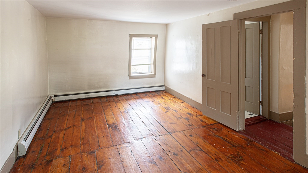 351 Main Street Amherst, MA 01002 - Photo 23 of 27