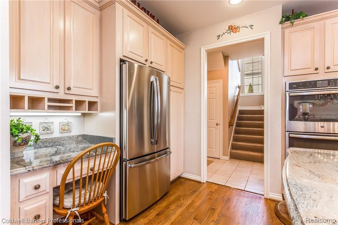 1391 Pebble Ridge Drive Rochester, MI 48307 - Photo 27 of 99 030-Kitchen-3730099-large.jpg