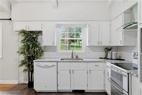 $415,000 | 9336 Hardy Street, Overland Park, KS 66212