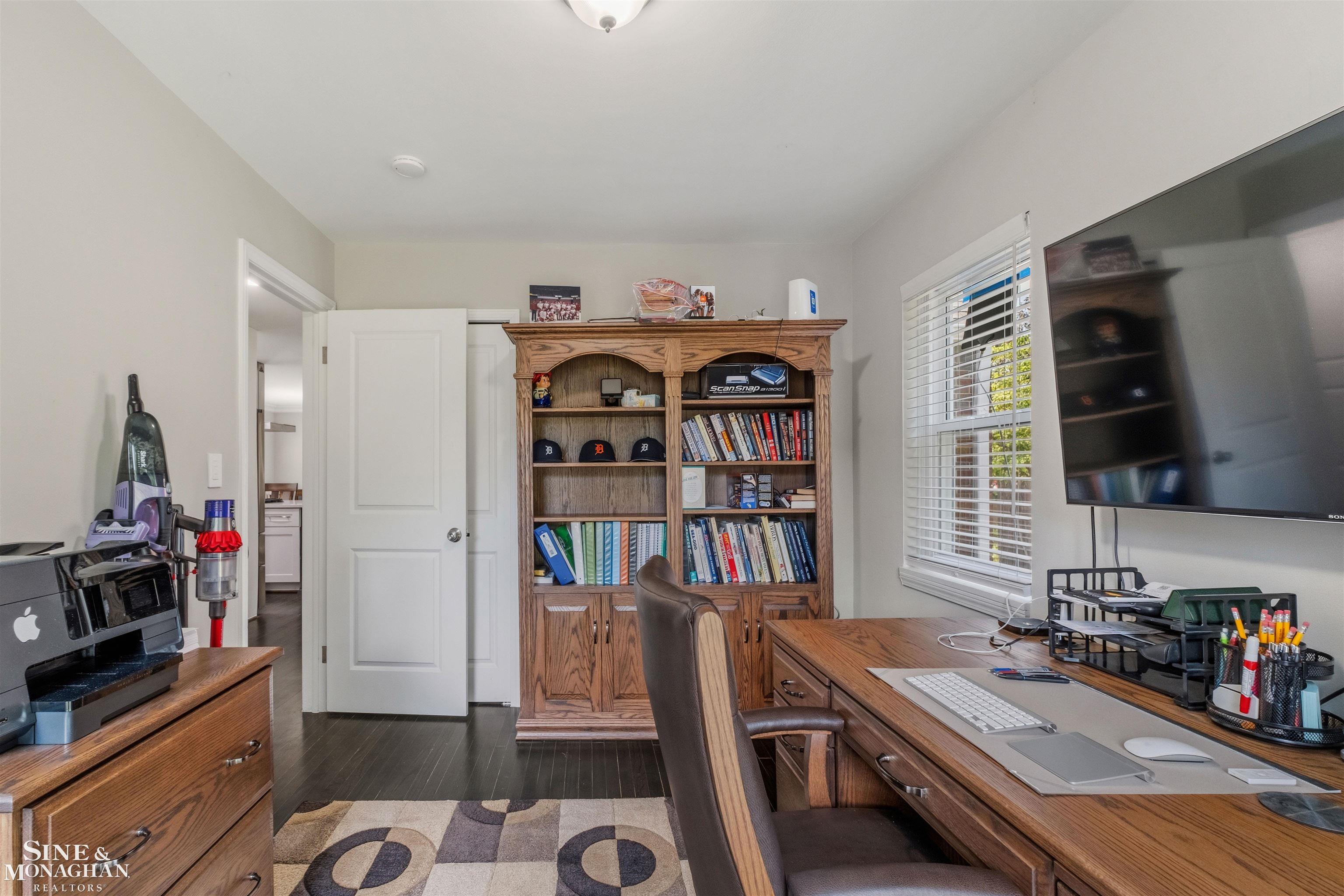 308 Ridgemont Road Grosse Pointe, MI 48236 - Photo 20 of 33 Gallery Image 20