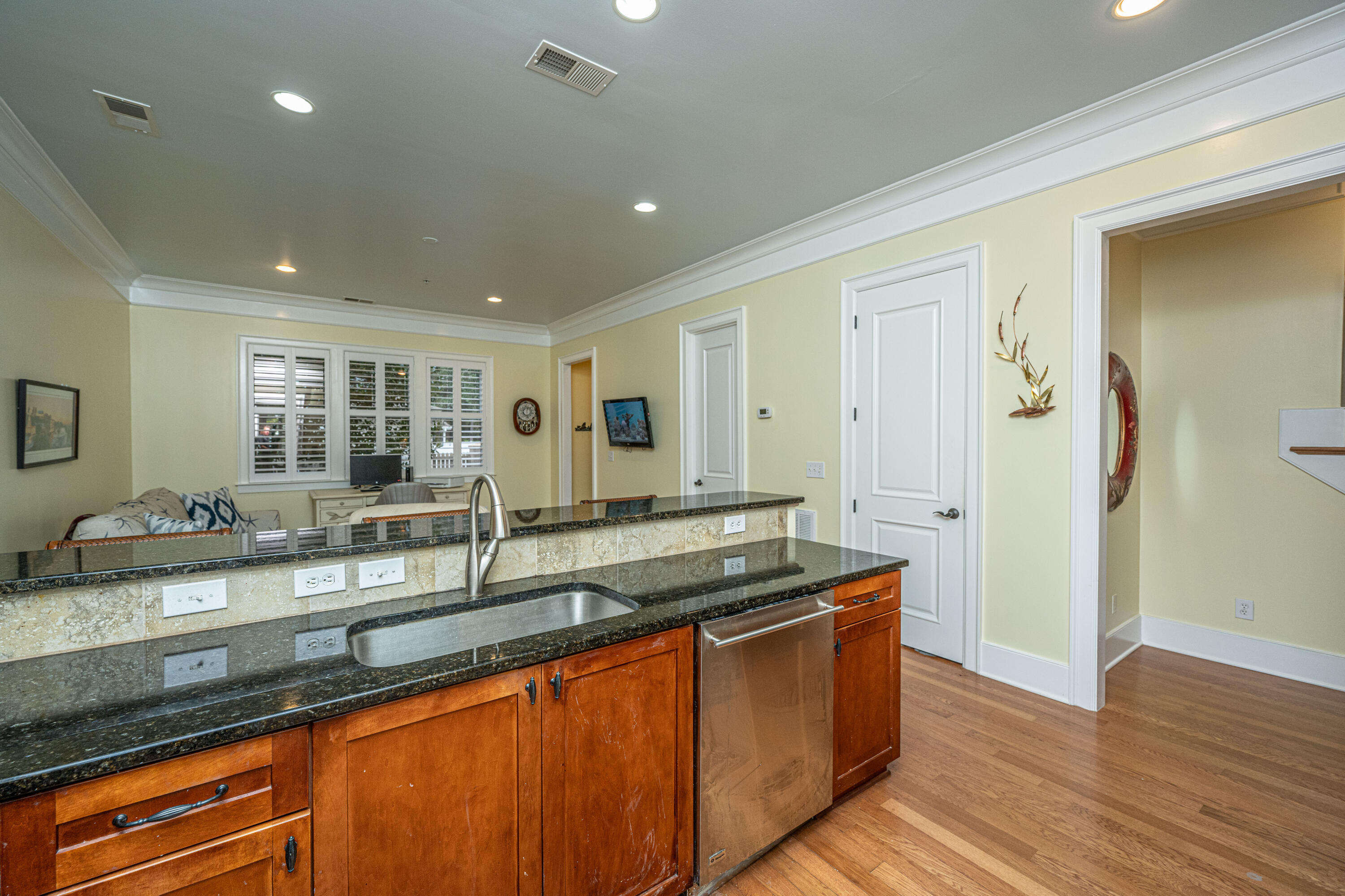 1608 Grey Marsh Road Mount Pleasant, SC 29466 - Photo 18 of 75 1608GreyMarshRd020