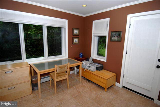 2040 Hunter Mill Road Vienna, VA 22181 - Photo 23 of 26 Interior (General)
