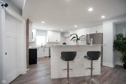 $432,000 | 562 Keystone Avenue, Indianapolis, IN 46201