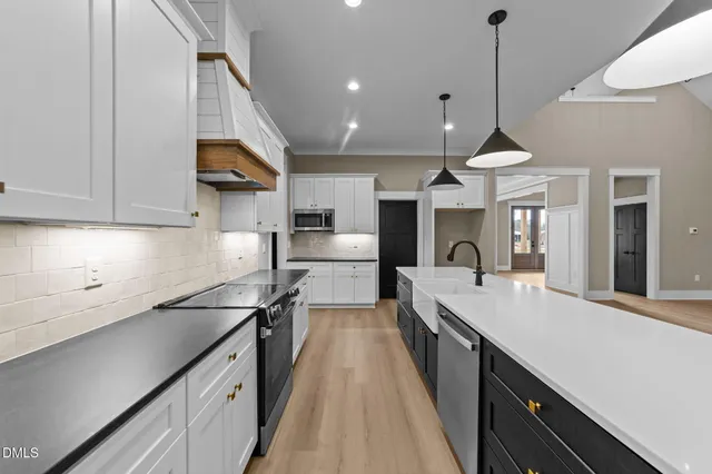 $847,777 | 2590 Lassiter Road, Four Oaks, NC 27524