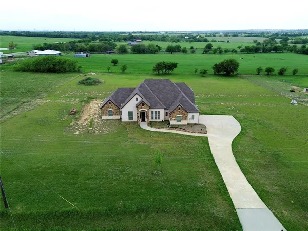 $843,000 | 9517 Indian Trail, Sanger, TX 76266