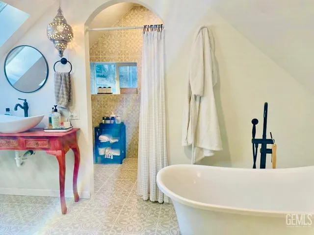 $500,000 | Undisclosed Address, Caliente, CA 93518