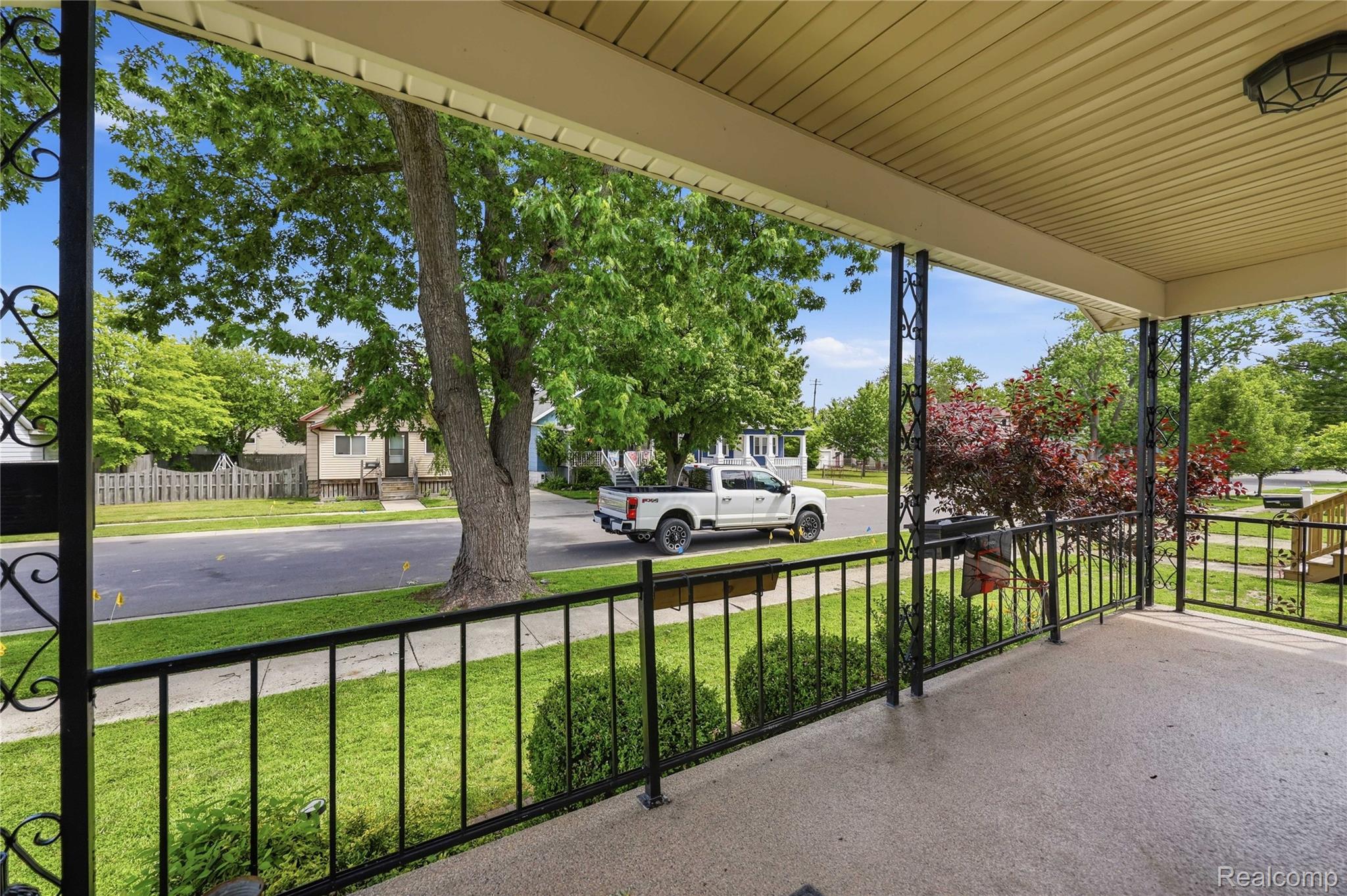 1630 Gordon Street Port Huron, MI 48060 - Photo 8 of 25 gordon-9.jpg