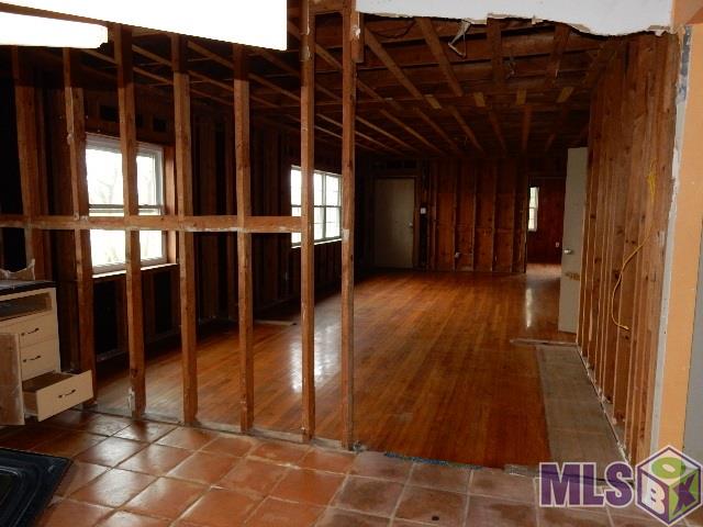 8898 Florida Boulevard Baton Rouge, LA 70815 - Photo 4 of 15 Gallery Image 4