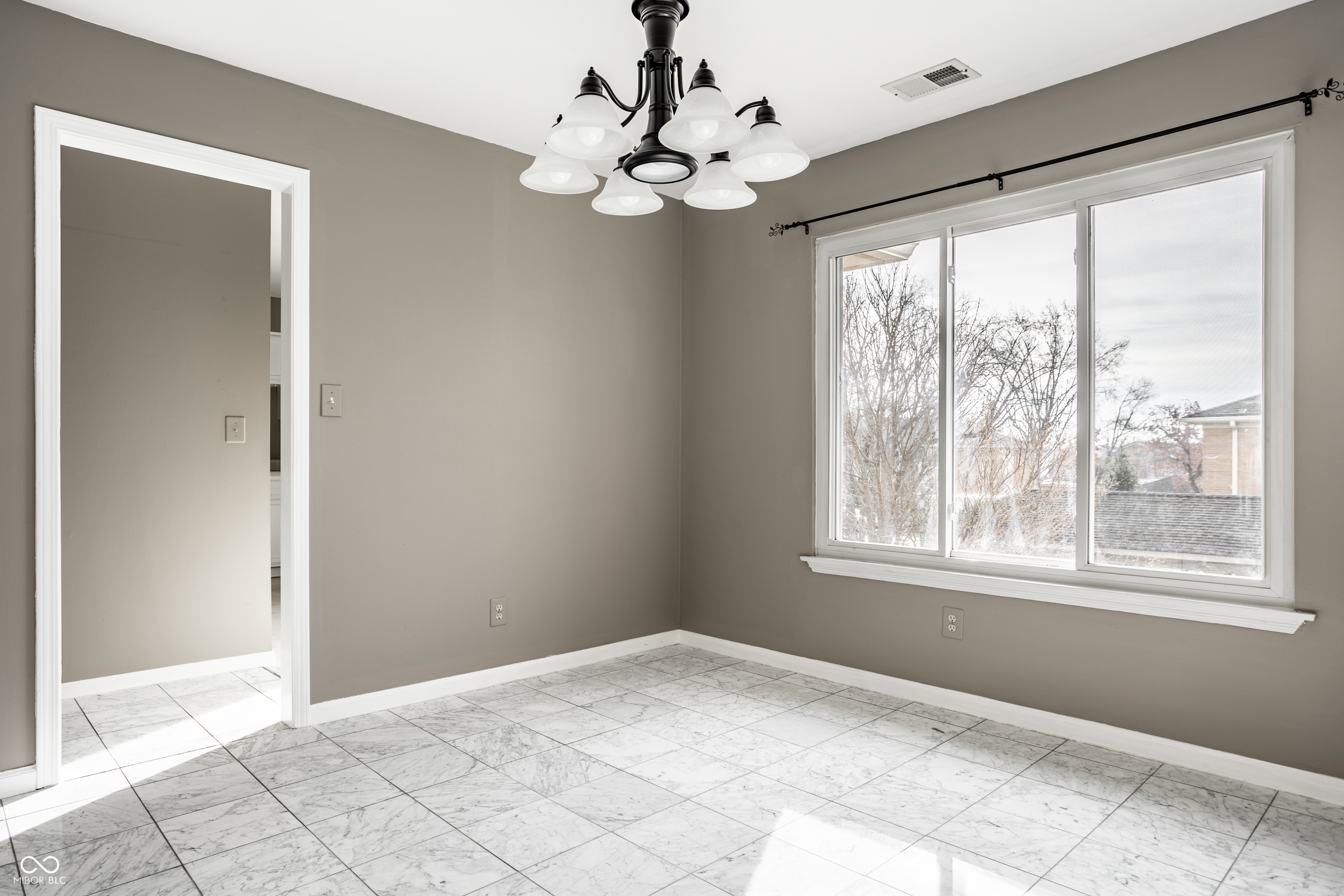 398 Hunters Lane, Unit D Carmel, IN 46032 - Photo 13 of 53
