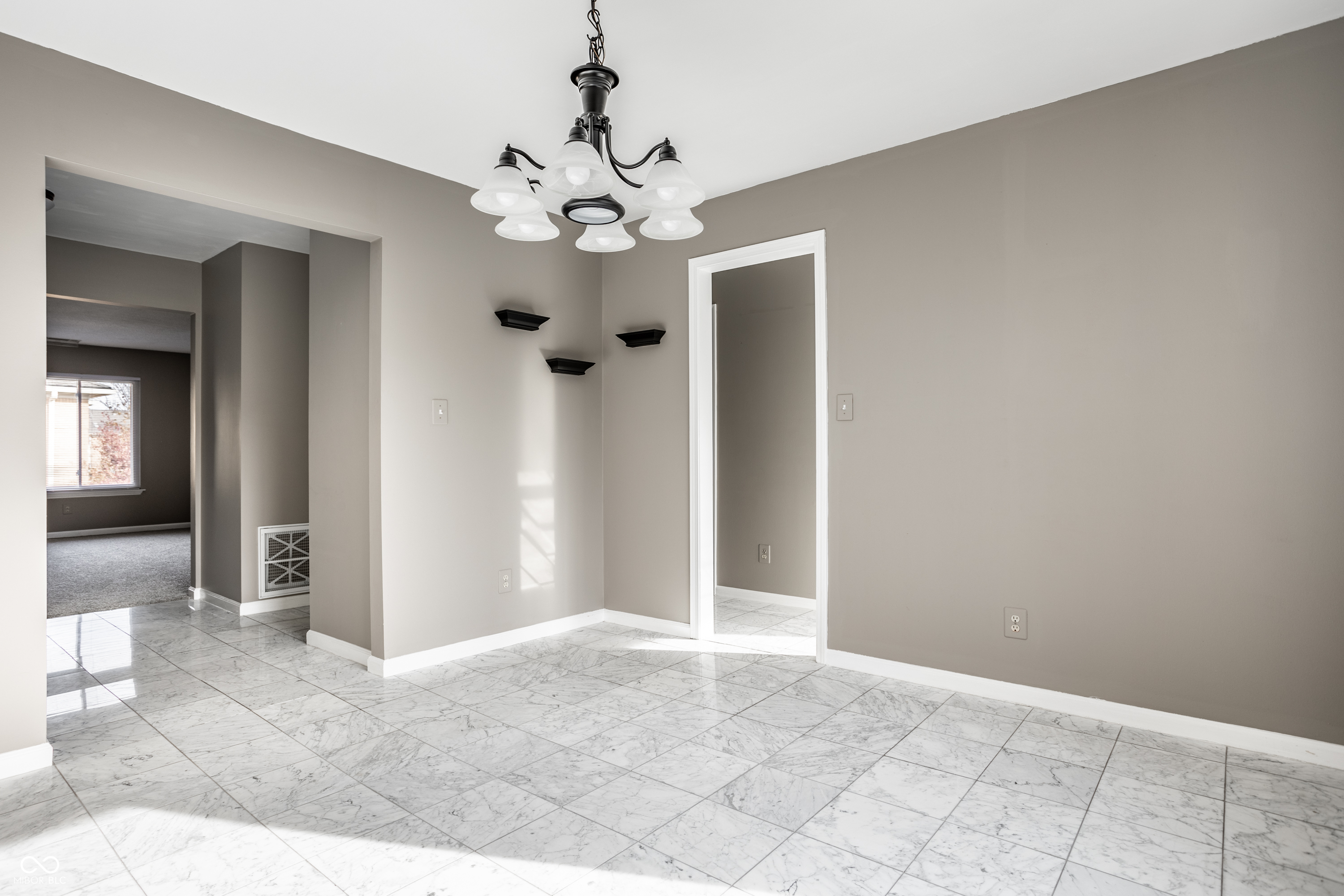 398 Hunters Lane, Unit D Carmel, IN 46032 - Photo 16 of 53