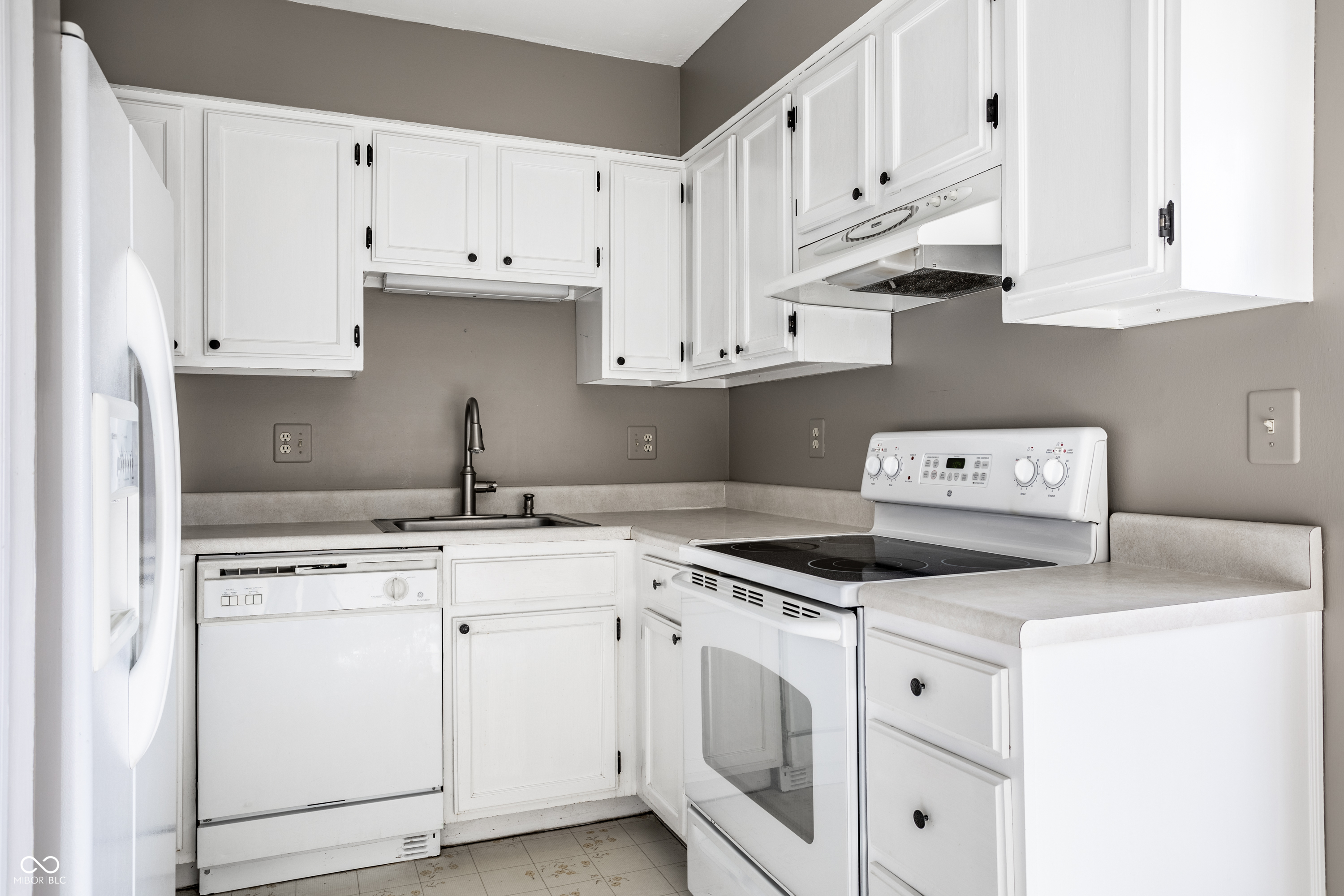 398 Hunters Lane, Unit D Carmel, IN 46032 - Photo 20 of 53