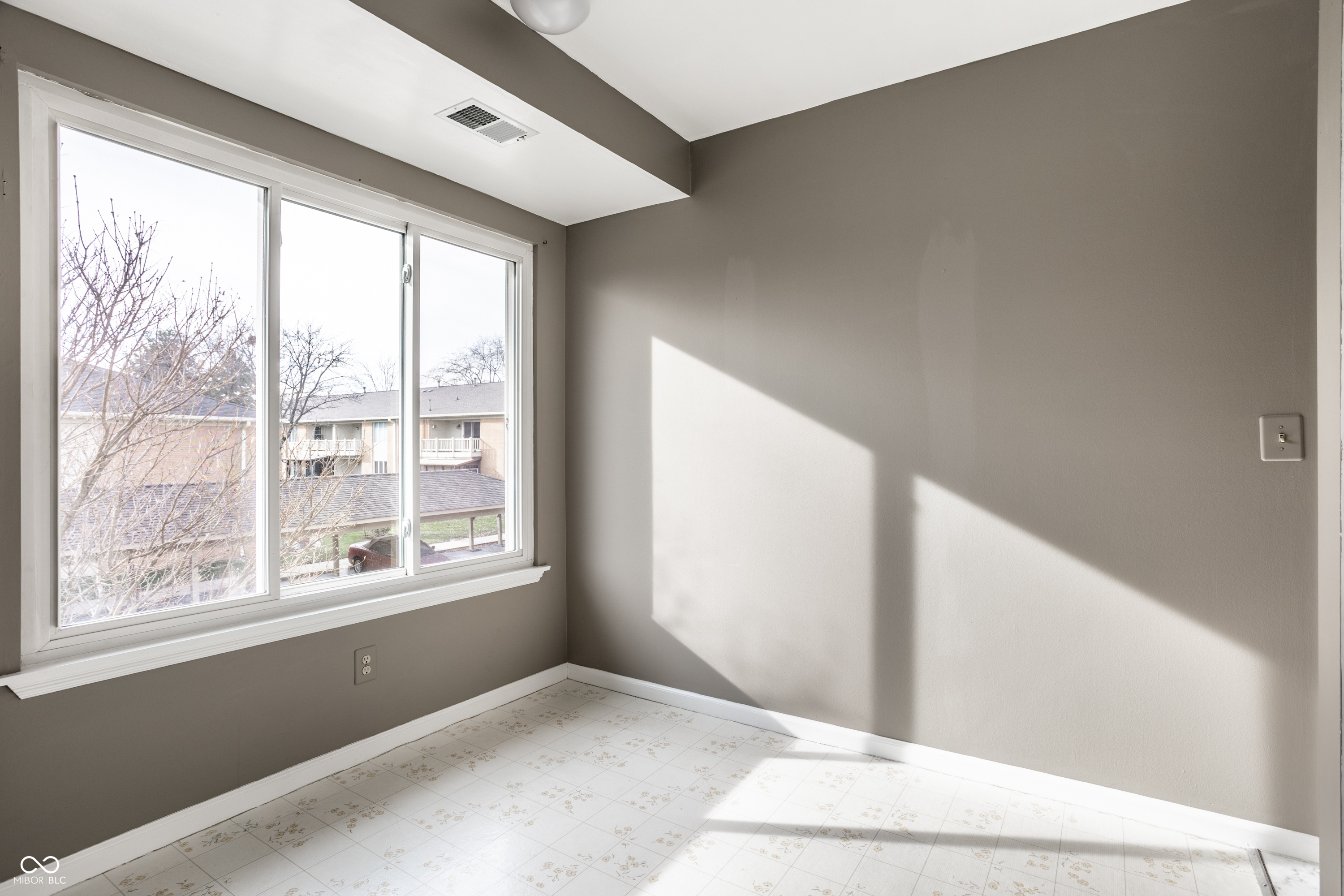 398 Hunters Lane, Unit D Carmel, IN 46032 - Photo 25 of 53