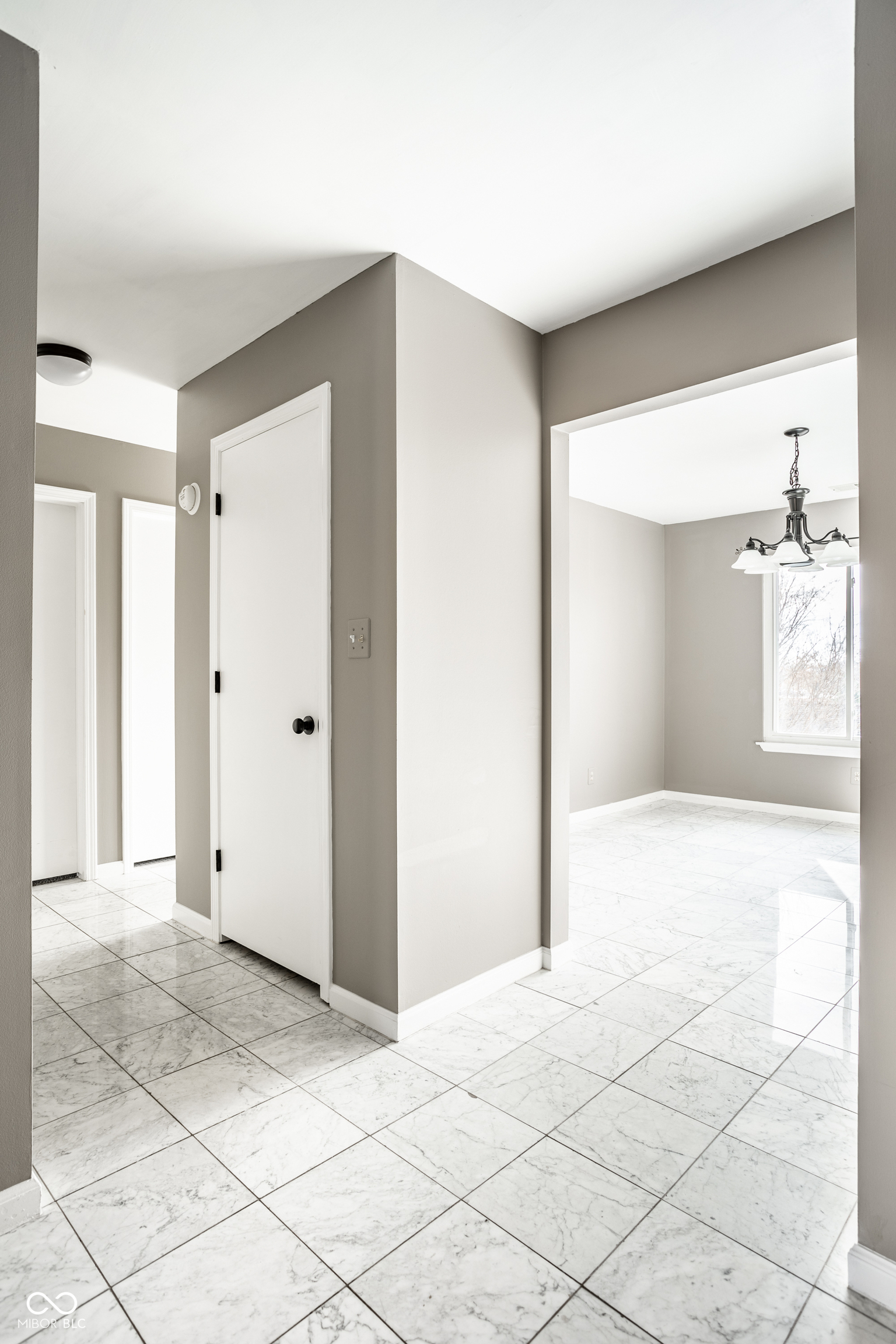 398 Hunters Lane, Unit D Carmel, IN 46032 - Photo 10 of 53