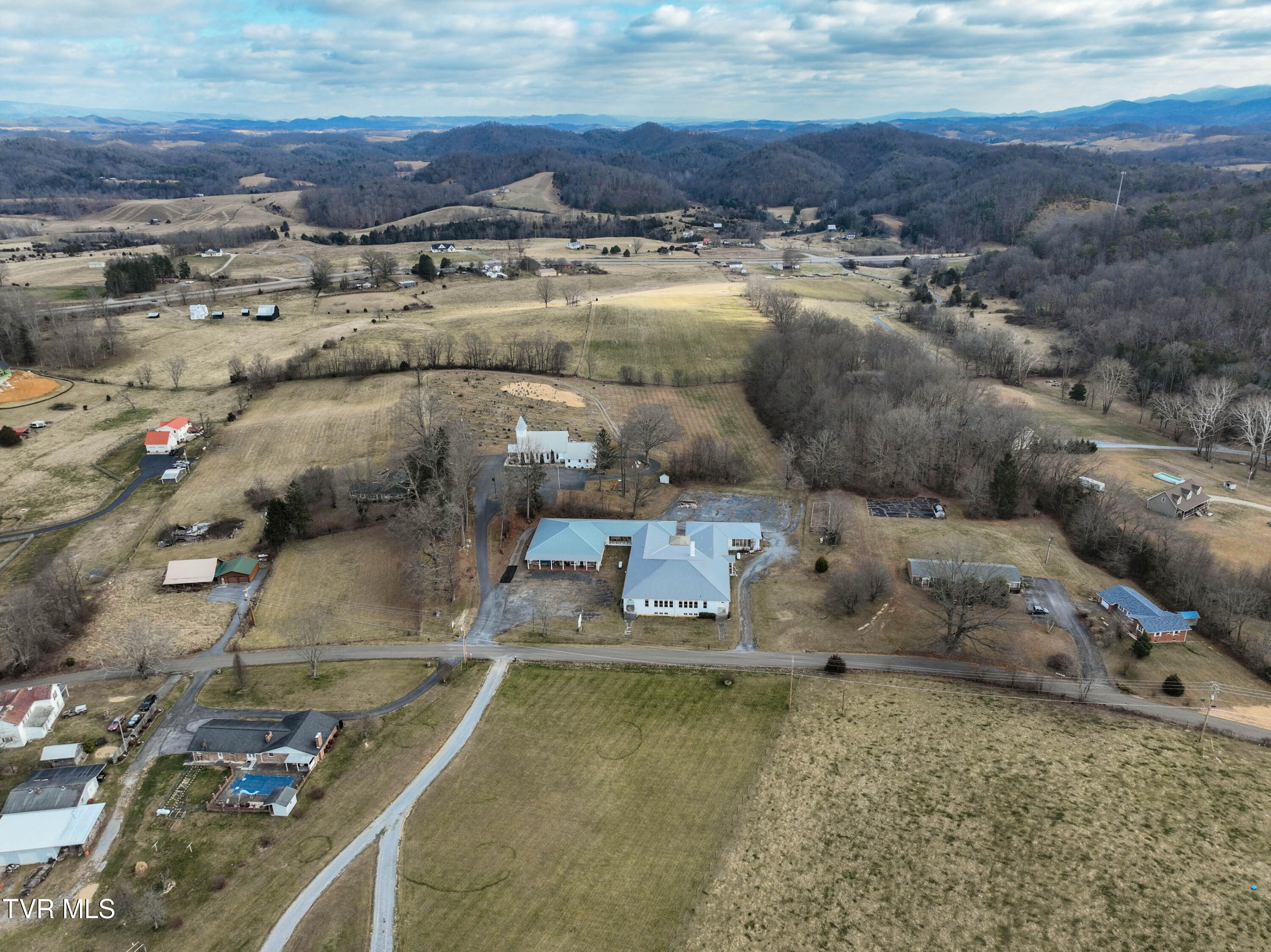 19407 Bethel Road Abingdon, VA 24211 - Photo 13 of 100 19407 Bethel Rd Drone DP-13