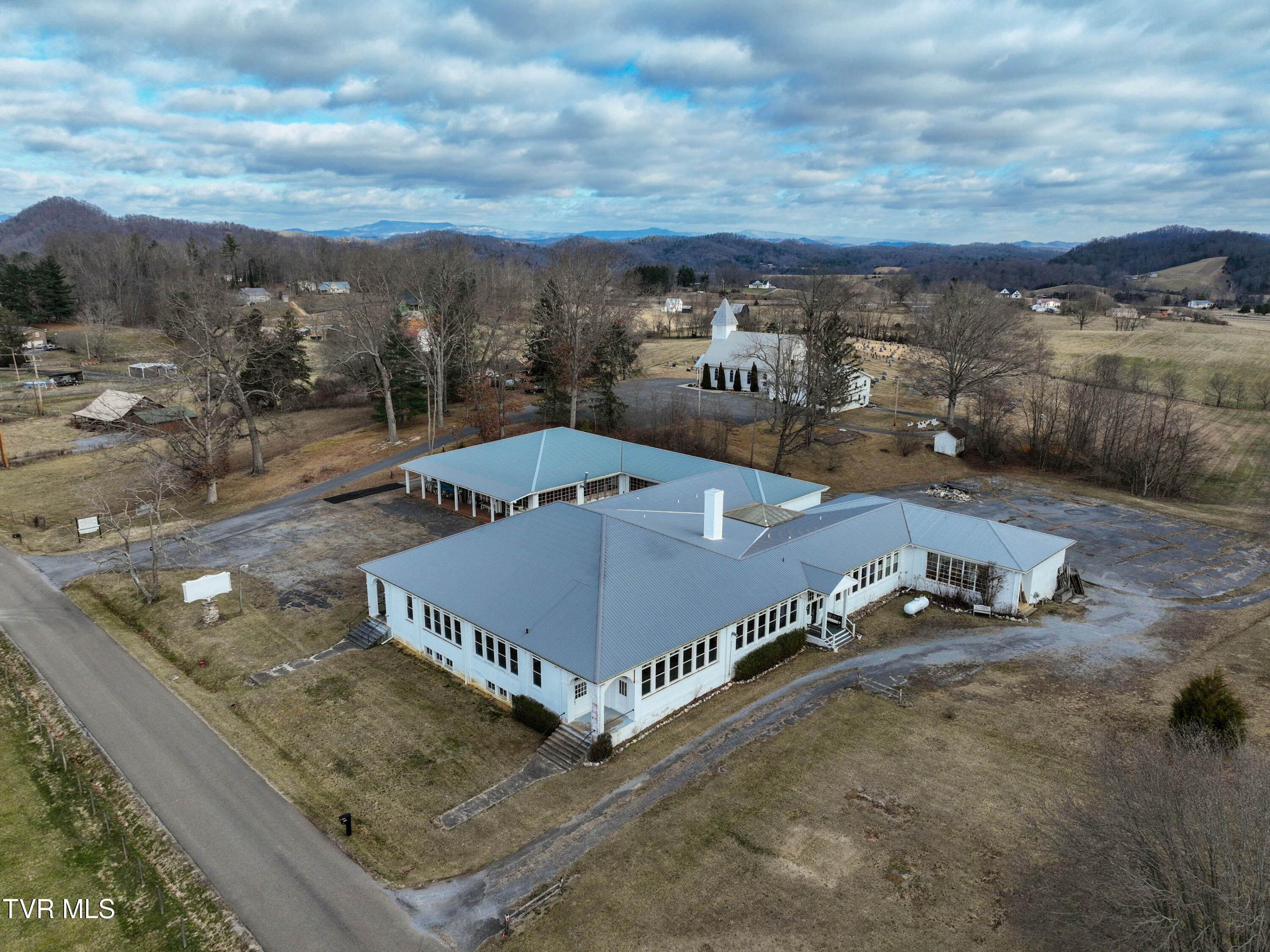 19407 Bethel Road Abingdon, VA 24211 - Photo 10 of 100 19407 Bethel Rd Drone DP-4