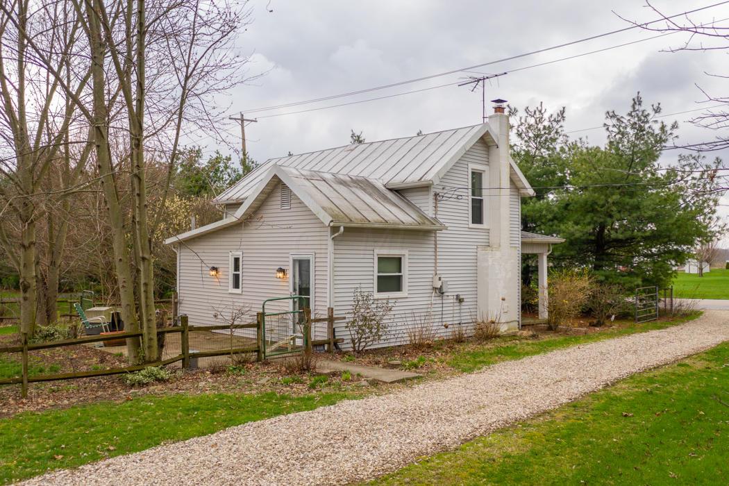 2832 Horseshoe Road Delaware, OH 43015 - Photo 3 of 45 Gallery Image 3