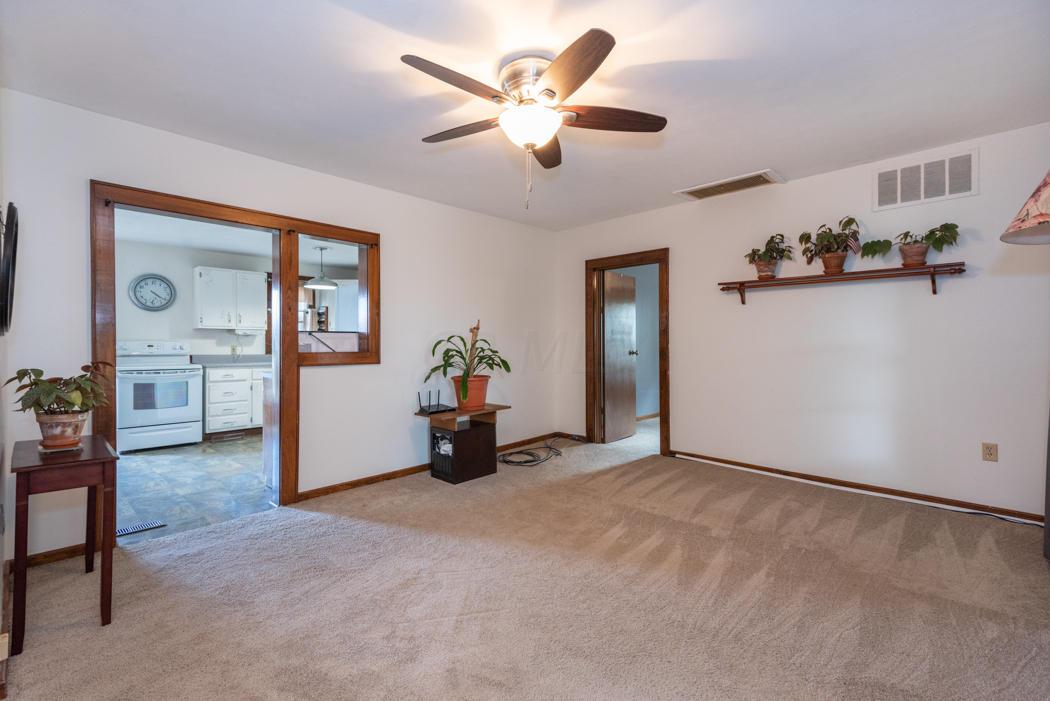 2832 Horseshoe Road Delaware, OH 43015 - Photo 5 of 45 Gallery Image 5