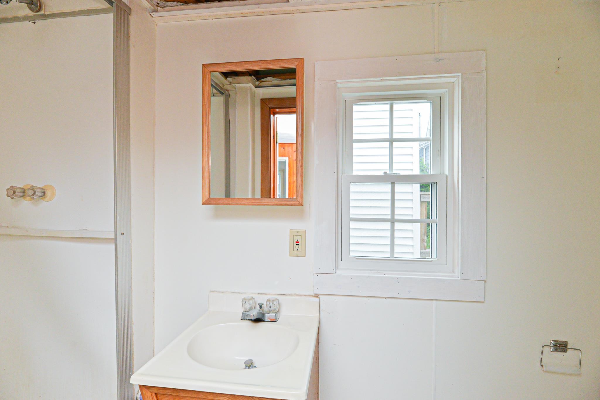 27 Highland Avenue Hampton, NH 03842 - Photo 31 of 40