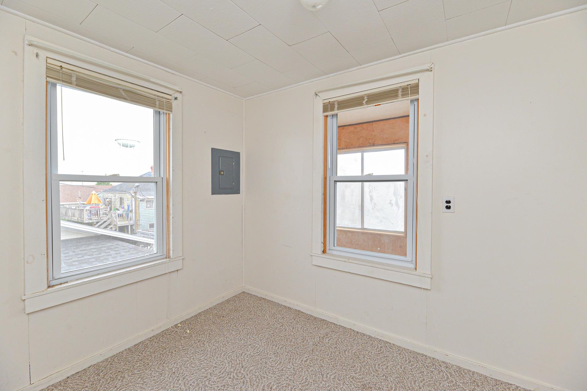 27 Highland Avenue Hampton, NH 03842 - Photo 38 of 40