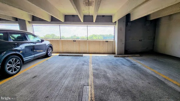 $319,900 | 501 Hungerford Drive, Unit 207, Rockville, MD 20850
