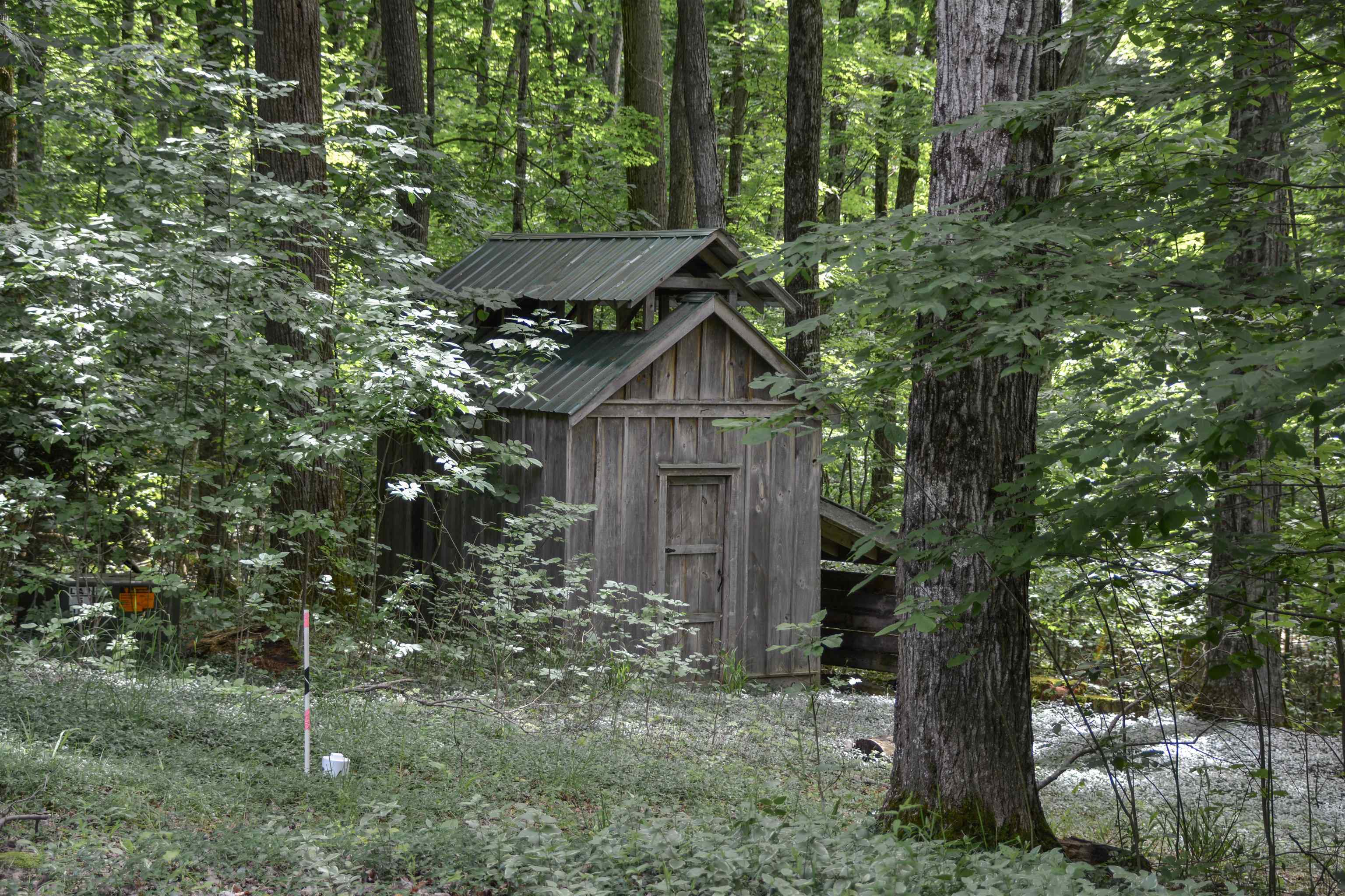 16568 Wagner Road Lake Ann, MI 49650 - Photo 18 of 79 1947392-48fea804-3eb4-4bcc-817c-47fcb77b04c6.JPG