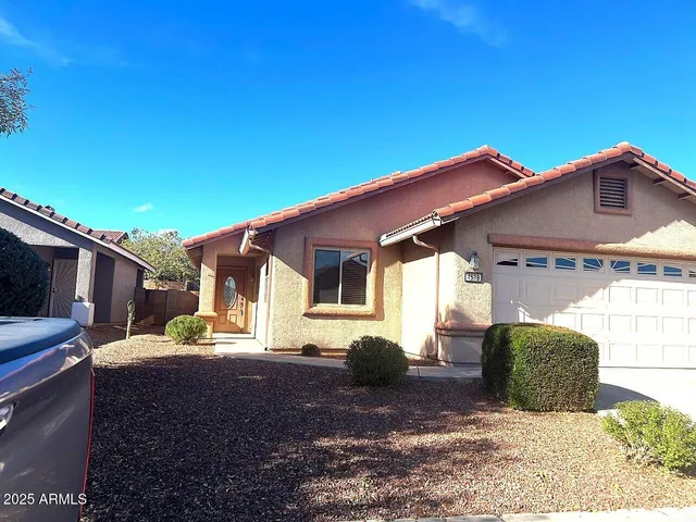 $1,550 | 4539 Redwood Street, Sierra Vista, AZ 85650