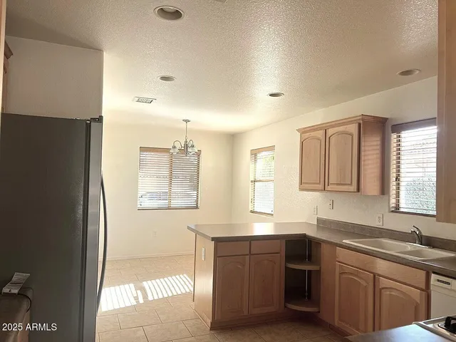 $1,550 | 4539 Redwood Street, Sierra Vista, AZ 85650