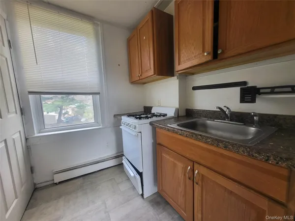 $1,100 | 123 Old Turnpike Road, Unit 2C, Bloomingburg, NY 12721